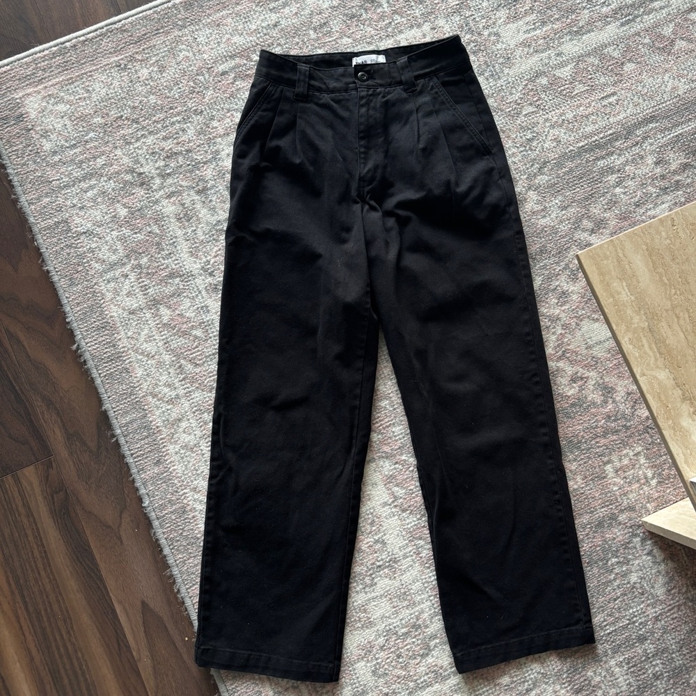 TNA Aritzia Classic Black Pants
